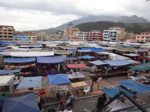 078 0015 Ecuador - Otavalo - Markt