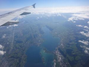 158 004 Flug in die Schweiz